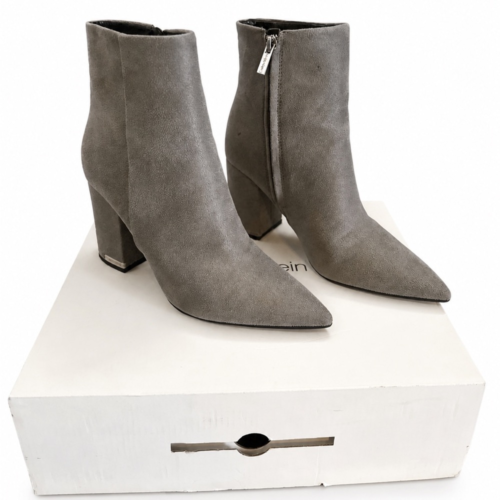 Calvin Klein Minna 3 Gray Pointed Toe Ankle Booties Size 7.5M